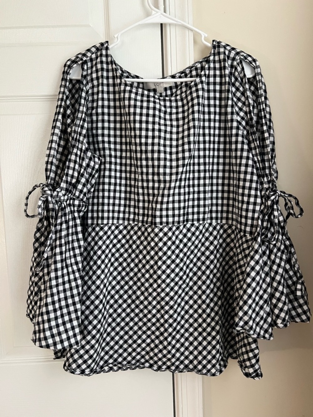 Ann Taylor Loft Black & White Gingham Long Tie Sleeves Top Large